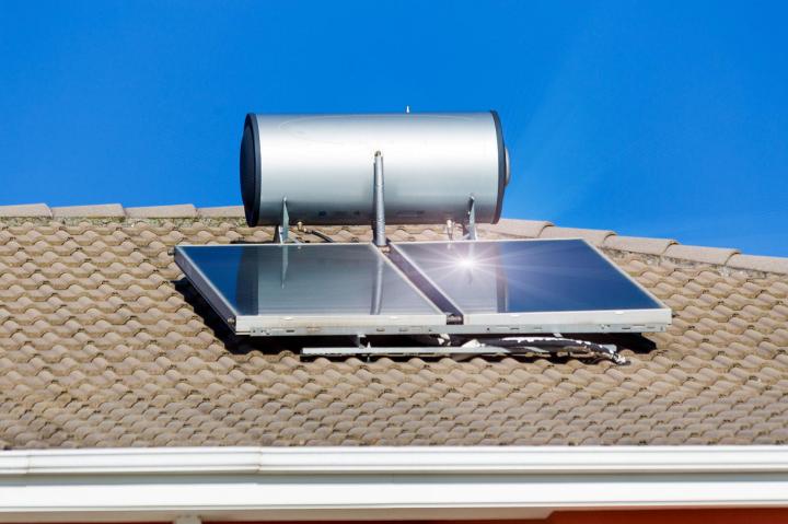 Installation chauffe eau solaire Les Abymes